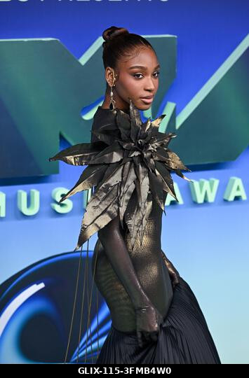Los Angeles, USA. 2026. szeptember 27. Normani megérkezik a 2026-os MTV Video Music Awards díjátadóra, a Peacock Színházba. Fotó: Doug Peters/EMPIC...