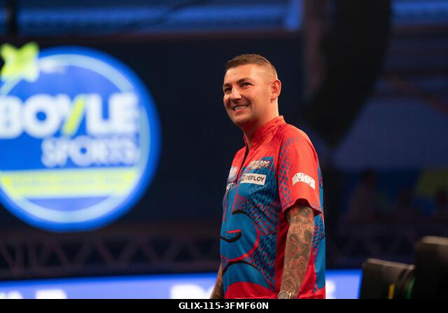 Leicester, Egyesült Királyság. 2026. szeptember 28. Nathan Aspinall a 2026-os Boyle Sports World Grand Prix alatt a Mattioli Arénában, Leicesterben...