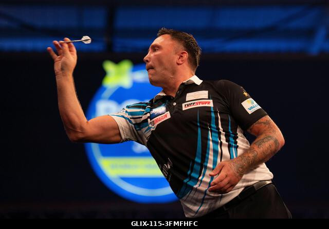 Leicester, Egyesült Királyság. 2026. szeptember 28. Gerwyn Price dob a 2026-os Boyle Sports World Grand Prix alatt a Mattioli Arénában, Leicesterbe...