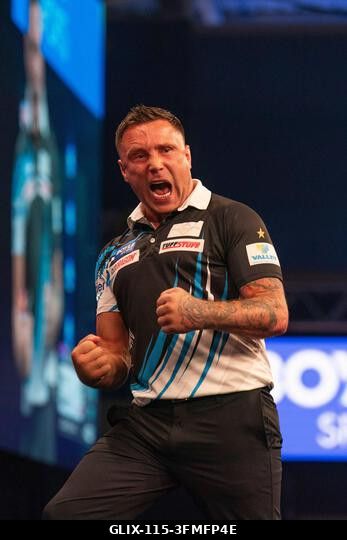 Leicester, Egyesült Királyság. 2026. szeptember 28. Gerwyn Price legyőzi Sebastian Bialeckit a 2026-os Boyle Sports World Grand Prix-n a Mattioli A...