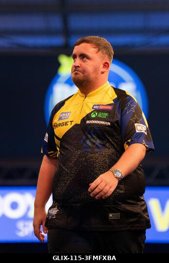 Leicester, Egyesült Királyság. 2026. szeptember 28. Luke Littler a 2026-os Boyle Sports World Grand Prix alatt a Mattioli Arénában, Leicesterben, a...