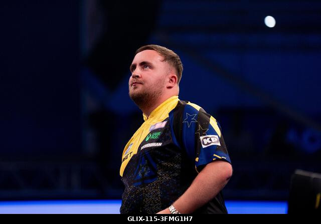 Leicester, Egyesült Királyság. 2026. szeptember 28. Luke Littler a 2026-os Boyle Sports World Grand Prix alatt a Mattioli Arénában, Leicesterben, a...