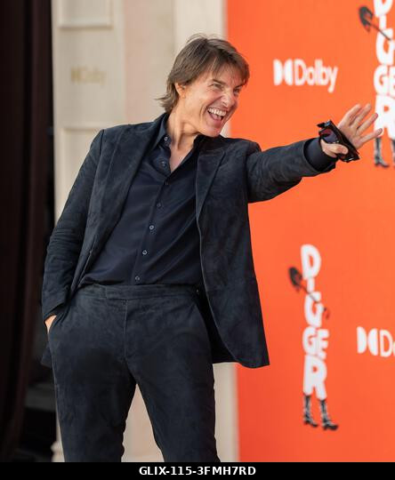 Los Angeles, USA. 2026. szeptember 28. Tom Cruise amerikai színész megérkezik a Digger című film vörös szőnyeges premierjére a kaliforniai Westwood...