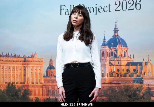 Madrid, Spanyolország. 2026. október 1. Alexi Wasser színésznő pózol a fotózáson új filmjének forgatásán, amelyet a spanyol fővárosban terveznek fo...
