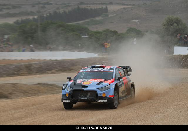 Alghero, Szardínia, Olaszország. 2026. október 1. Akcióban az FIA WRC RALLY ITALIA SARDEGNA versenyen Algheróban, Olaszországban, 2026. október 1-4...