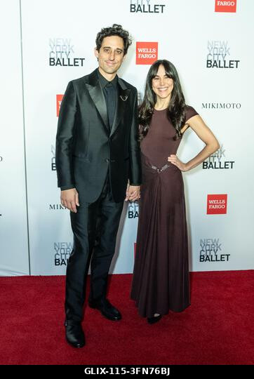 Justin Peck és Patricia Delgado részt vesznek a New York City Balett őszi divatgáláján a David H. Koch Színházban, New York államban, 2026. október...
