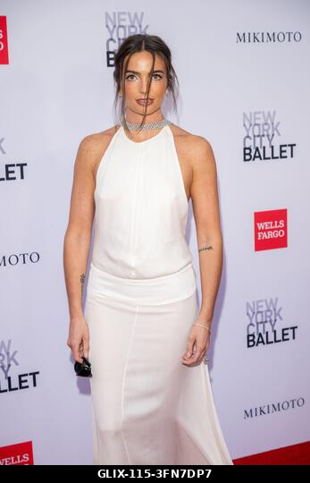 New York, Egyesült Államok. 2026. október 1. Emma Gray részt vesz a New York City Ballet 2026 őszi gáláján a David H. Koch Színházban, a Lincoln Ce...