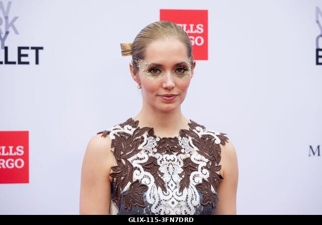 New York, Egyesült Államok. 2026. október 1. Unity Phelan részt vesz a New York City Ballet 2026 őszi gáláján a David H. Koch Színházban, a Lincoln...