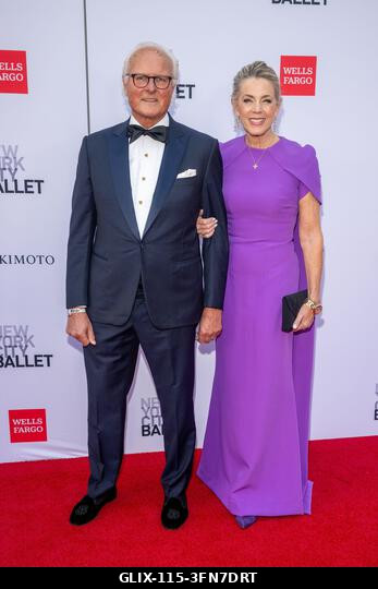 New York, Egyesült Államok. 2026. október 1. (B) Karl Wellner és Deborah Norville részt vesznek a New York City Ballet 2026 őszi gáláján a David H....