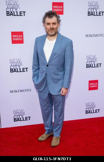 New York, Egyesült Államok. 2026. október 1. Gabriel Kahane részt vesz a New York City Ballet 2026 őszi gáláján a David H. Koch Színházban, a Linco...