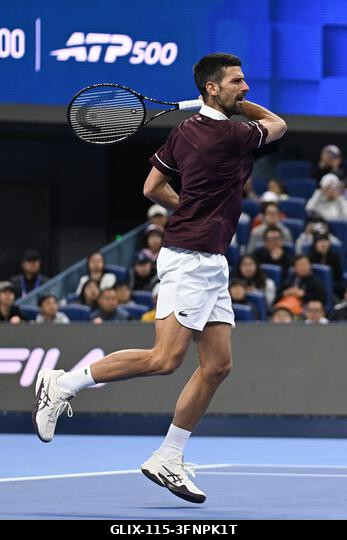 Peking, Kína. 2026. október 4. Novak Djokovic a 2026-os China Open 7. napján a Nemzeti Teniszközpontban. Fotó: Meng Gao/Alamy Live News