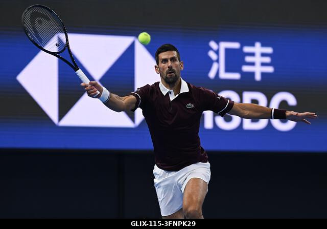 Peking, Kína. 2026. október 4. Novak Djokovic a 2026-os China Open 7. napján a Nemzeti Teniszközpontban. Fotó: Meng Gao/Alamy Live News