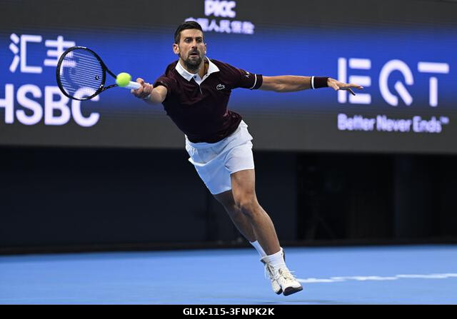 Peking, Kína. 2026. október 4. Novak Djokovic a 2026-os China Open 7. napján a Nemzeti Teniszközpontban. Fotó: Meng Gao/Alamy Live News