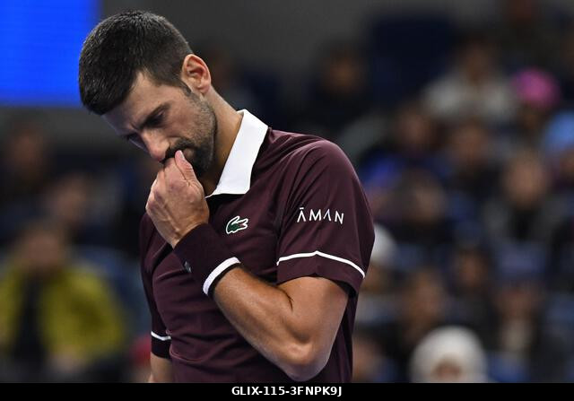 Peking, Kína. 2026. október 4. Novak Djokovic a 2026-os China Open 7. napján a Nemzeti Teniszközpontban. Fotó: Meng Gao/Alamy Live News