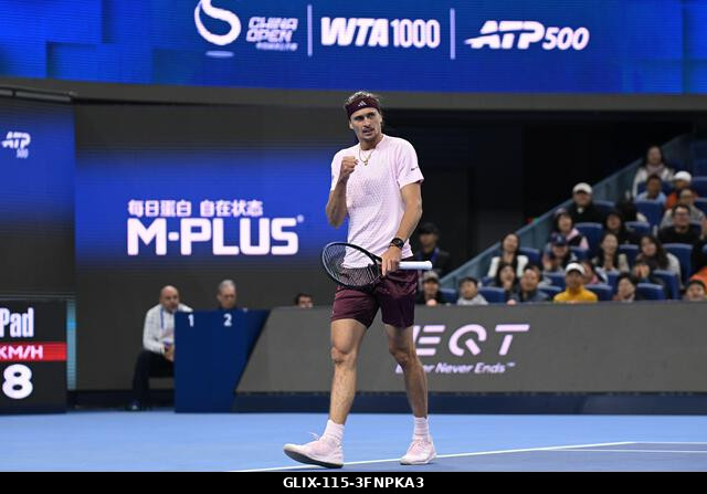 Peking, Kína. 2026. október 4. Alexander Zverev a 2026-os China Open 7. napján a Nemzeti Teniszközpontban. Fotó: Meng Gao/Alamy Live News