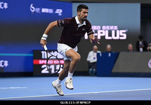 Peking, Kína. 2026. október 4. Novak Djokovic a 2026-os China Open 7. napján a Nemzeti Teniszközpontban. Fotó: Meng Gao/Alamy Live News