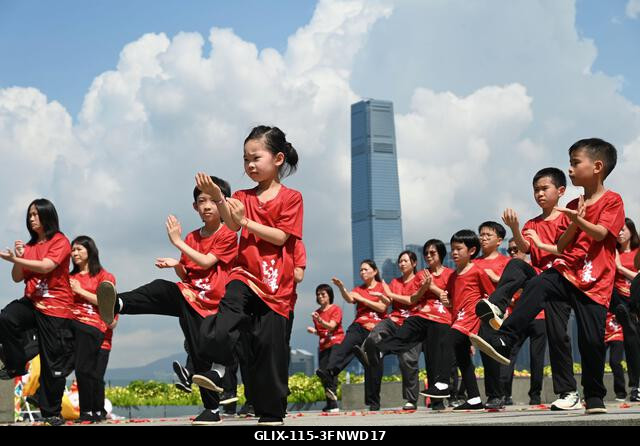LEGJOBB KÉPEK - Gyerekek bemutatót tartanak Wing Chun Kung Fu-ról egy rendezvényen, 2026. október 4-én Hongkongban. (Fotó: Kobe Li/Nexpher Images)