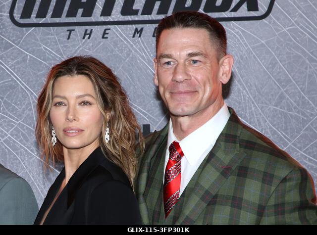 New York City, USA. 2026. október 5. Jessica Biel és John Cena részt vesznek az Apple Original Films „Matchbox: A film” című filmjének New York-i p...