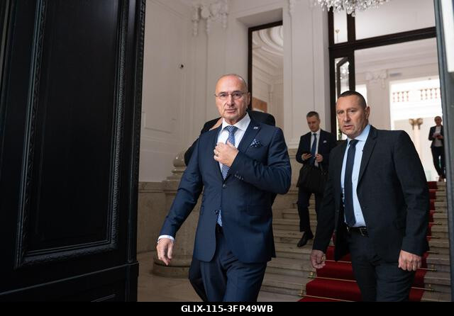 Zagreb, Croatia. 06th Oct, 2026. Croatian Foreign Minister Gordan Grlic Radman waits for the arrival of Hungarian Deputy Prime Minister and Foreign...
