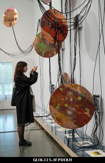 London, Egyesült Királyság. 2026. október 7. „Zodiac Machine”, 2025-2026, (viaszveszített bronzöntésű harangok, áramkör és dugattyúk, hang) a londo...