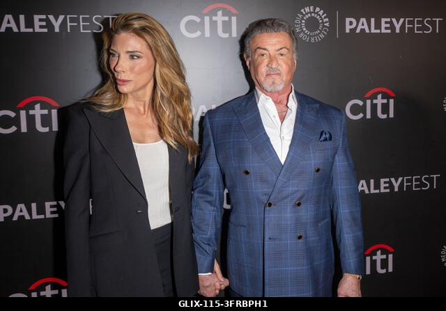 New York, Egyesült Államok. 2026. október 10. NEW YORK, NEW YORK - OKTÓBER 10.: (B) Jennifer Flavin és Sylvester Stallone részt vesznek a "Tulsa Ki...