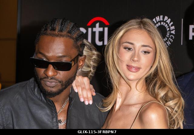 New York, Egyesült Államok. 2026. október 10. NEW YORK, NEW YORK - OKTÓBER 10.: (B) Jay Will és Scarlet Rose Stallone részt vesznek a "Tulsa King"...