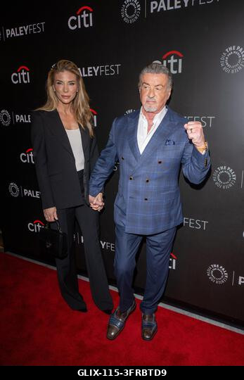 (LR) Jennifer Flavin és Sylvester Stallone részt vesznek a "Tulsa King" vetítésén a PaleyFest fesztiválon, New Yorkban, USA. Fotó: SOPA Images Limi...