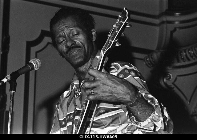 Chuck Berry fellépése a hamburgi Musikhalle-ban, Németországban, 1977. *** CSAK AZ USA-BAN *** © K&K MediaPunch