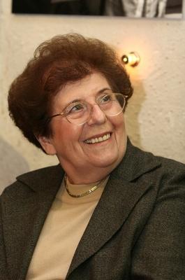 Megjelent a Kállai fotóalbum-stock-foto