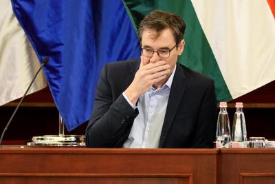 F?v?rosi K?zgy?l?s. A k?pen Kar?csony Gergely.2025.09.24.Fot?:V?r?s Szil?rd-stock-foto