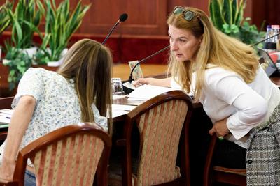 F?v?rosi K?zgy?l?s. A k?pen Baranyi Krisztina.2025.09.24.Fot?:V?r?s Szil?rd-stock-foto