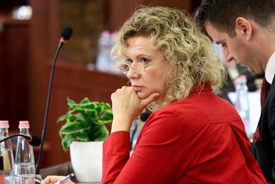 F?v?rosi K?zgy?l?s. A k?pen Koll?r Kinga.2025.09.24.Fot?:V?r?s Szil?rd-stock-foto