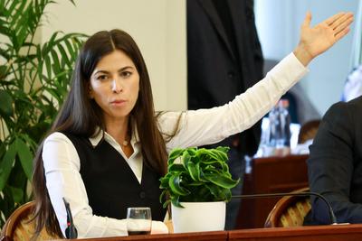 F?v?rosi K?zgy?l?s. A k?pen Szentkir?lyi Alexandra.2025.09.24.Fot?:V?r?s Szil?rd-stock-foto