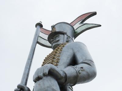 Michael the Hussar statue - Pékozd - Hungary-stock-foto