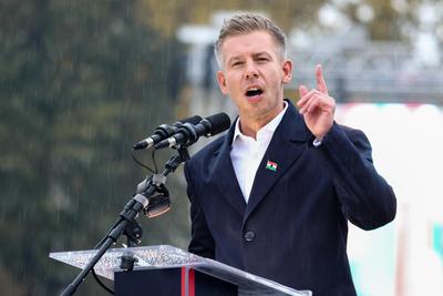 A Tisza P?rt Nemzeti menete. A k?pen Magyar P?ter.2025.10.23.Fot?:V?r?s Szil?rd-stock-foto