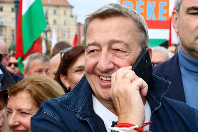 B?kemenet. A k?pen Bayer Zsolt.2025.10.23.Fot?:V?r?s Szil?rd-stock-foto